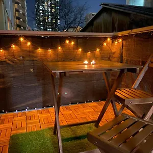 Renewal 天神橋筋六丁目駅徒歩2分 屋上テラス付き一軒家 天満居酒屋街2分 梅田10分 難波15分 Hébergement de vacances Ōsaka